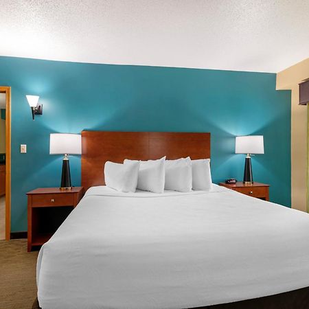 Best Western Plus Plattsburgh Luaran gambar