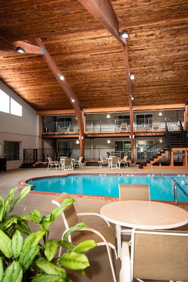 Best Western Plus Plattsburgh Luaran gambar