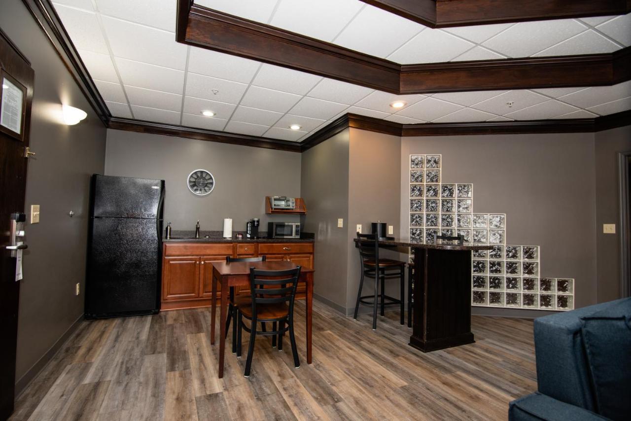 Best Western Plus Plattsburgh Luaran gambar