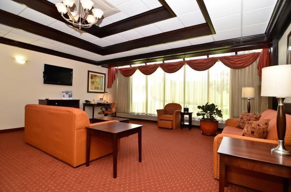 Best Western Plus Plattsburgh Luaran gambar