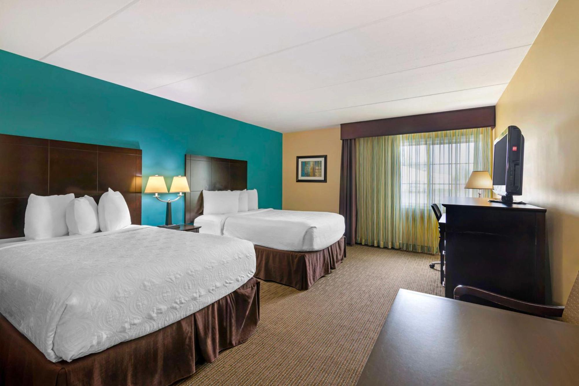 Best Western Plus Plattsburgh Luaran gambar