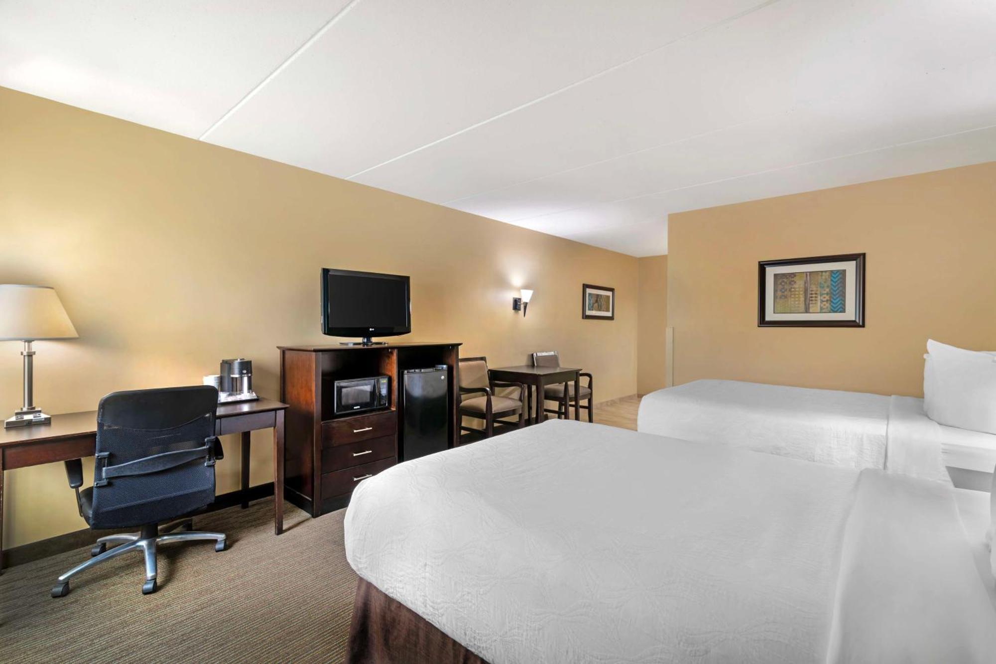 Best Western Plus Plattsburgh Luaran gambar
