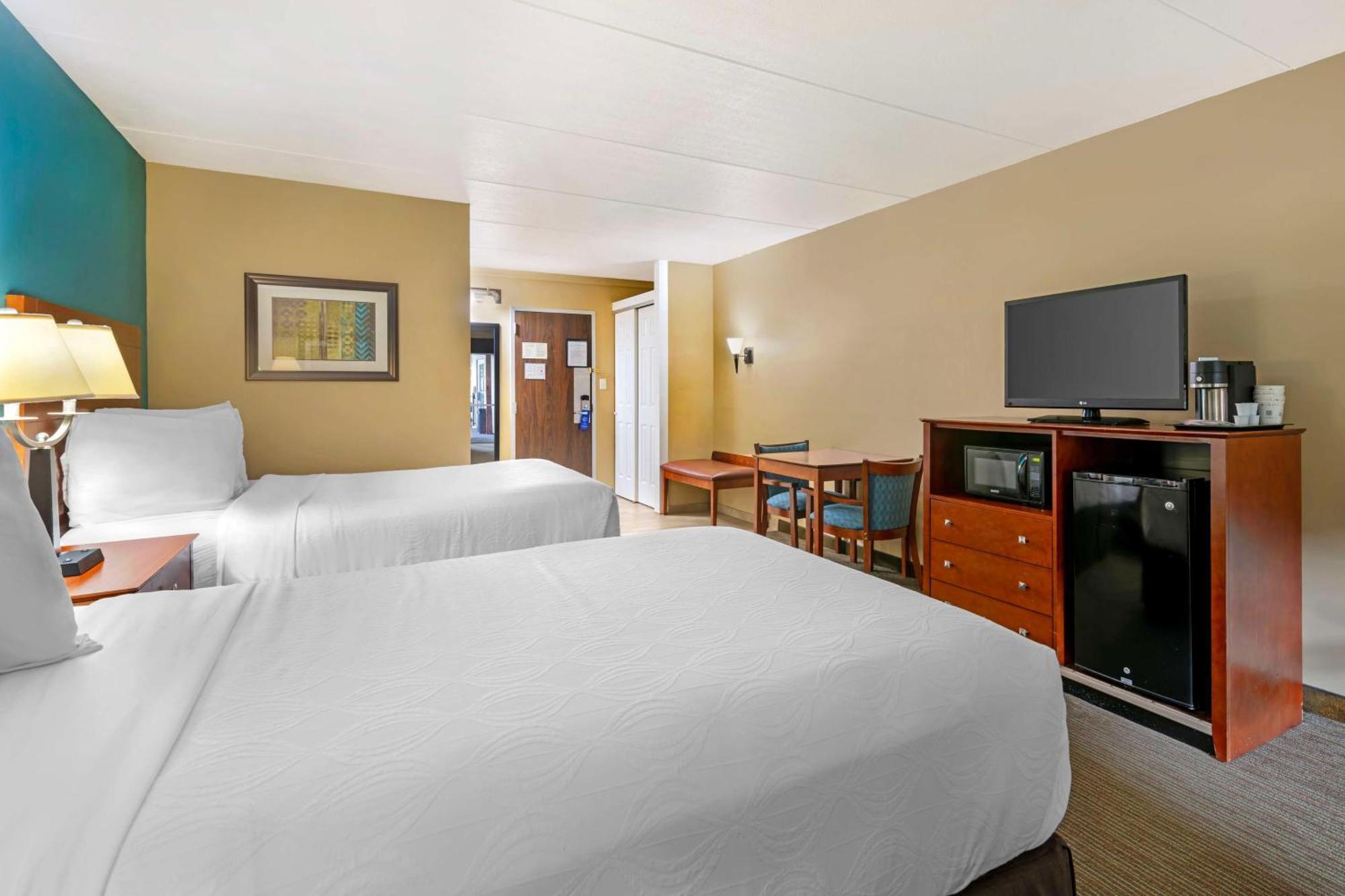 Best Western Plus Plattsburgh Luaran gambar
