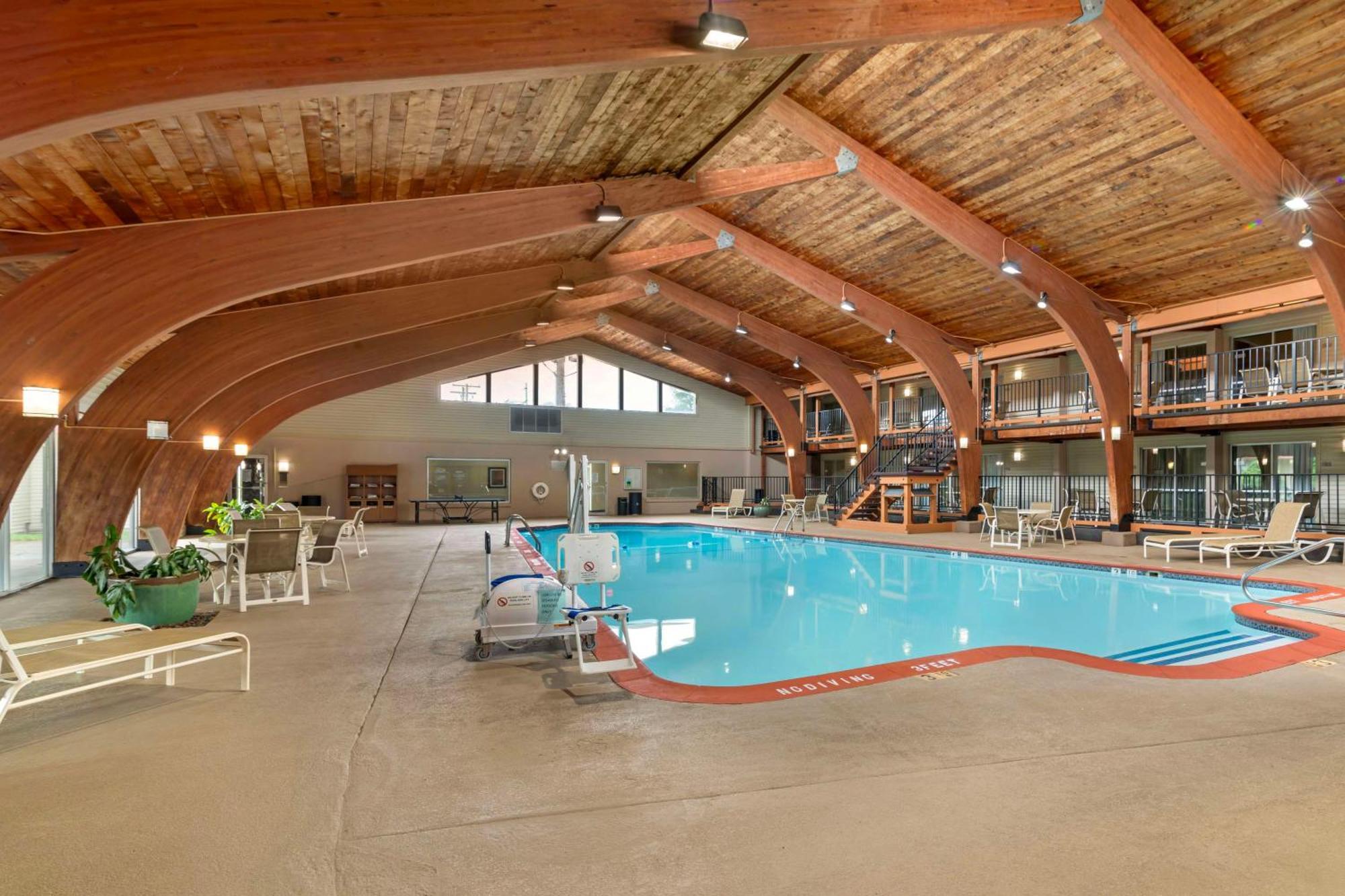 Best Western Plus Plattsburgh Luaran gambar
